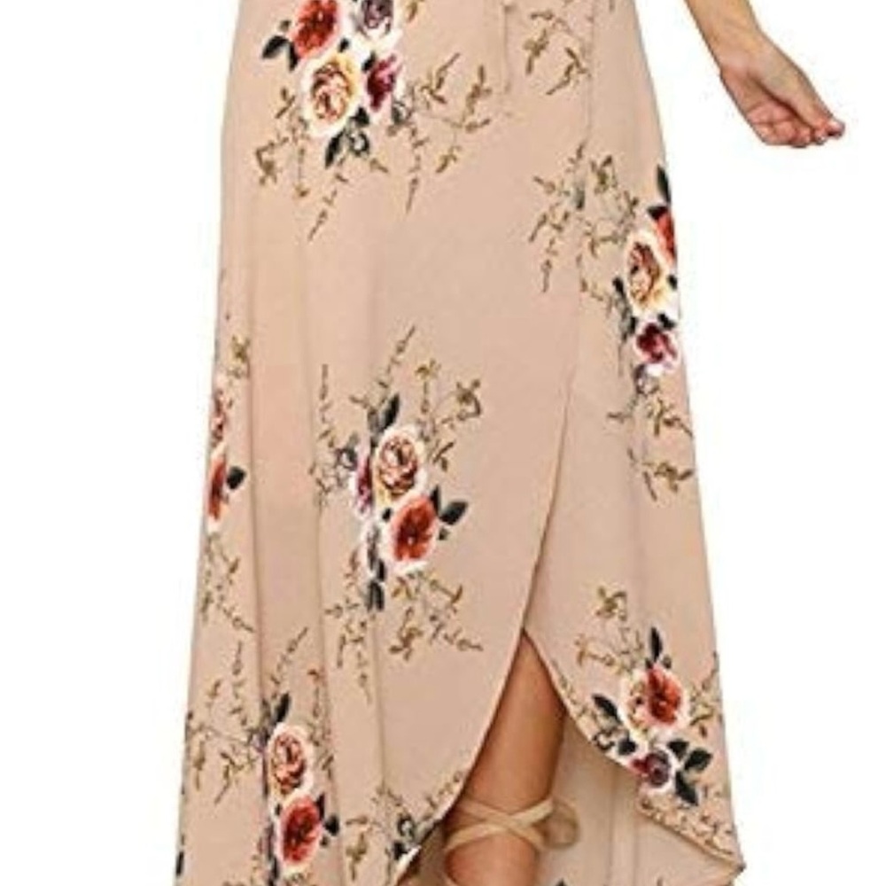 Small Maxi Skirt with Floral Accents